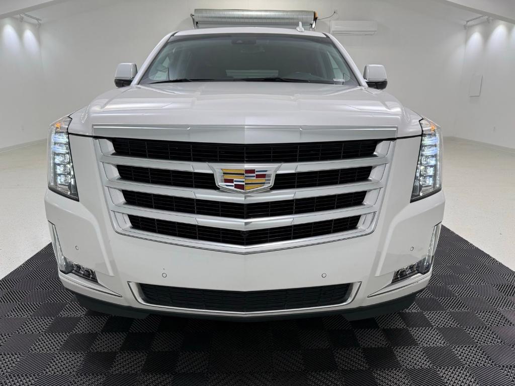 used 2019 Cadillac Escalade ESV car, priced at $36,880
