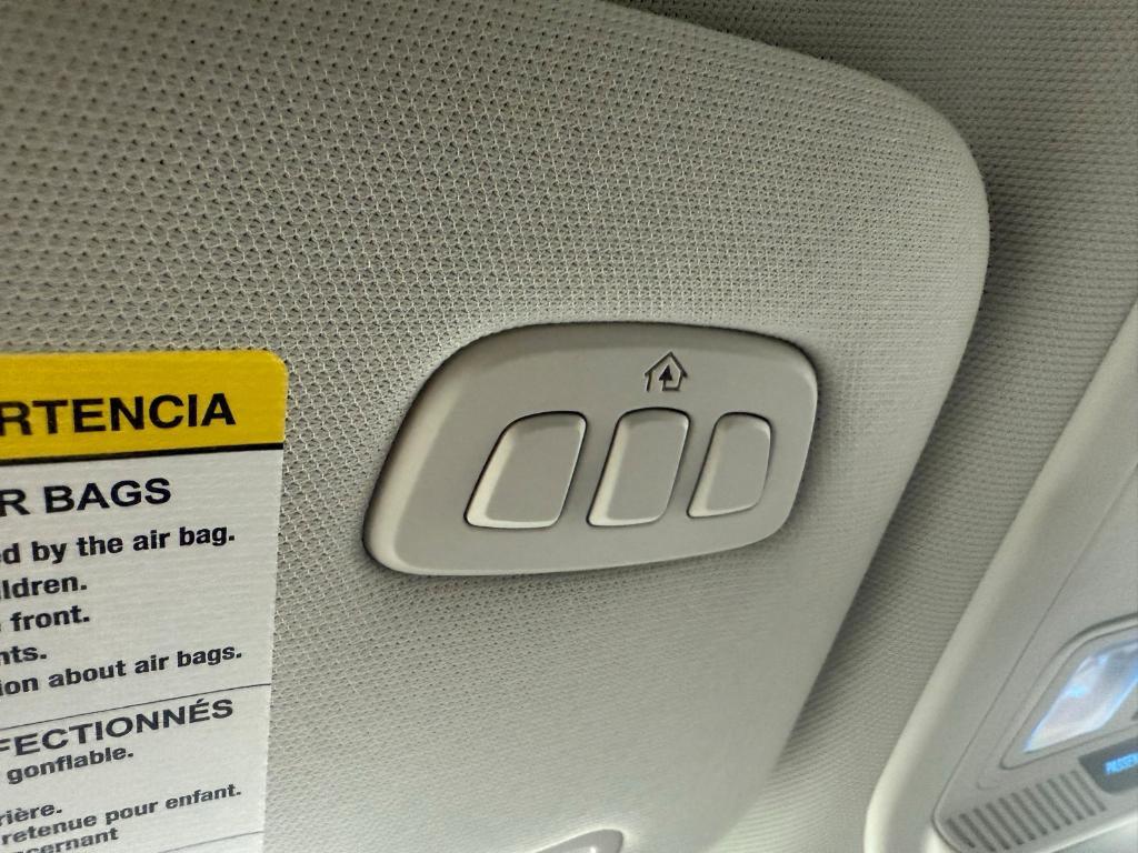 new 2025 Ford Explorer car, priced at $40,086