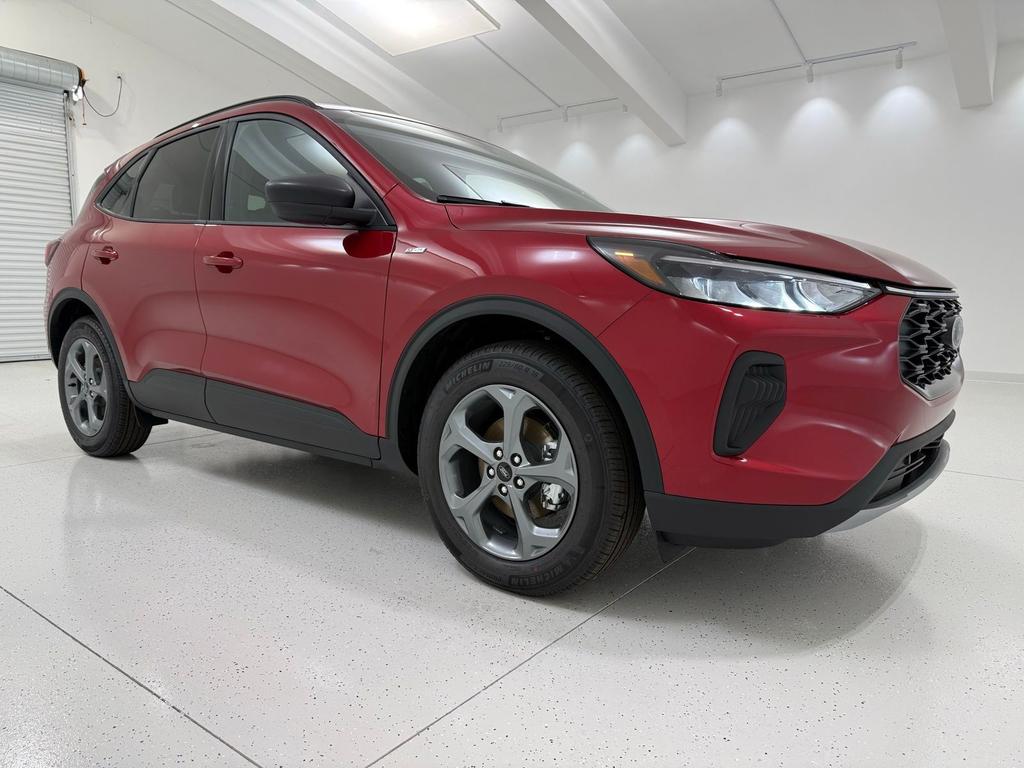 new 2026 Ford Escape car, priced at $29,998