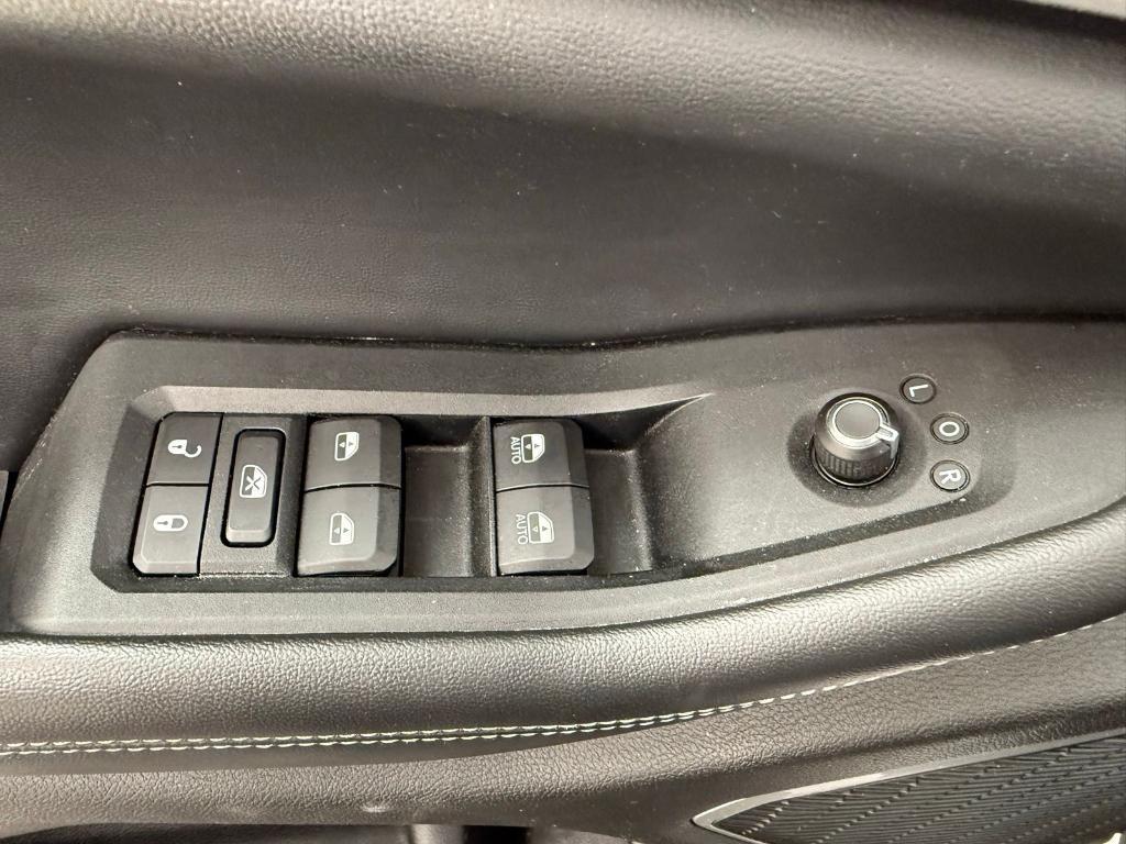 used 2022 Jeep Grand Cherokee car, priced at $24,880