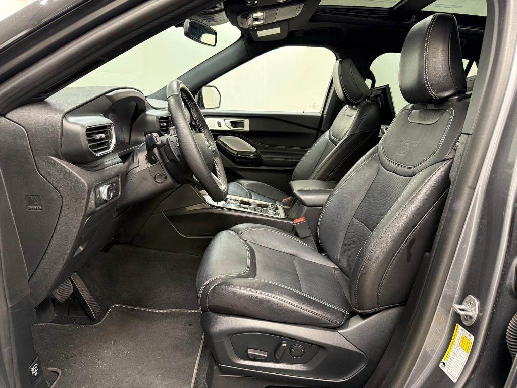 used 2022 Ford Explorer car, priced at $39,480