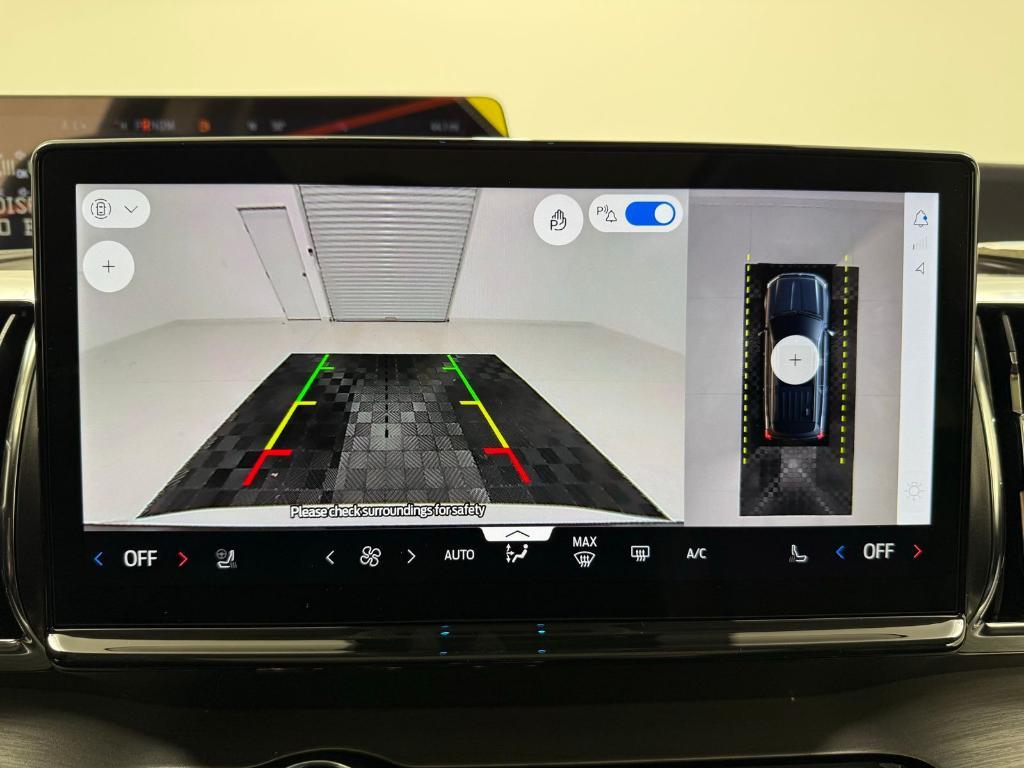 new 2026 Ford Expedition car, priced at $80,042