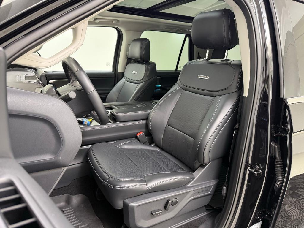 used 2025 Ford Expedition car, priced at $72,480