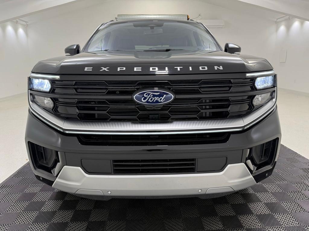 used 2025 Ford Expedition car, priced at $71,480