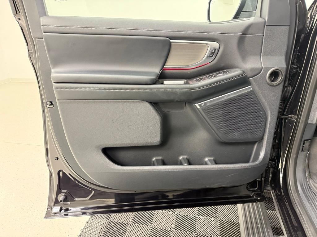used 2025 Ford Expedition car, priced at $72,480