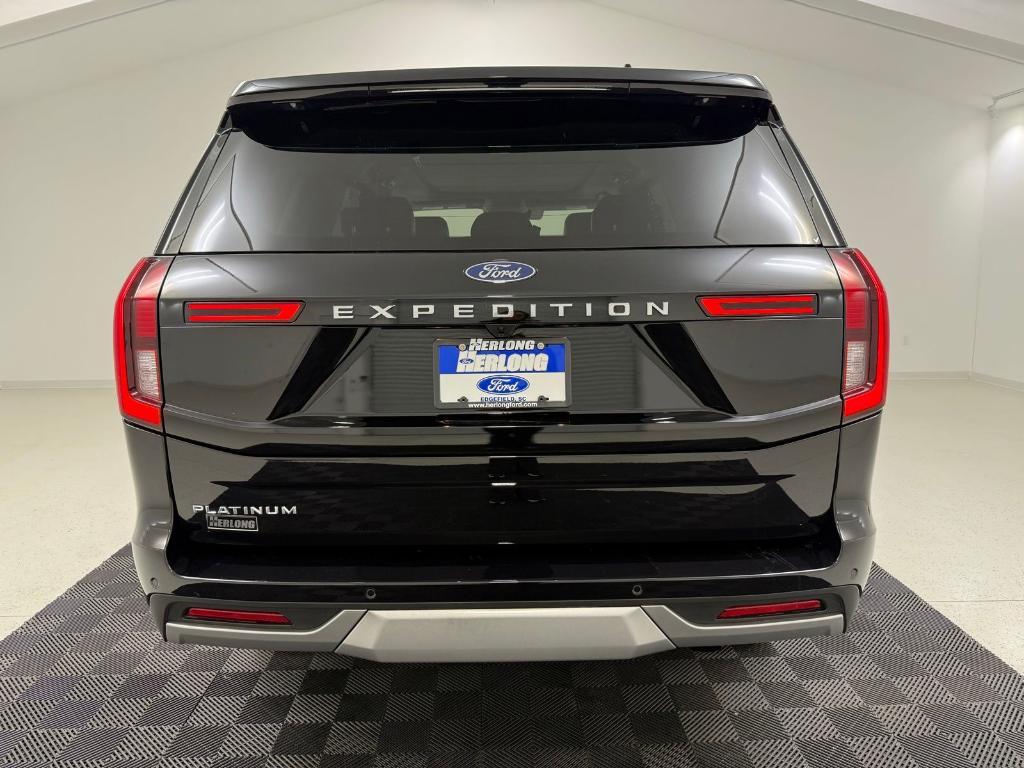 used 2025 Ford Expedition car, priced at $72,480