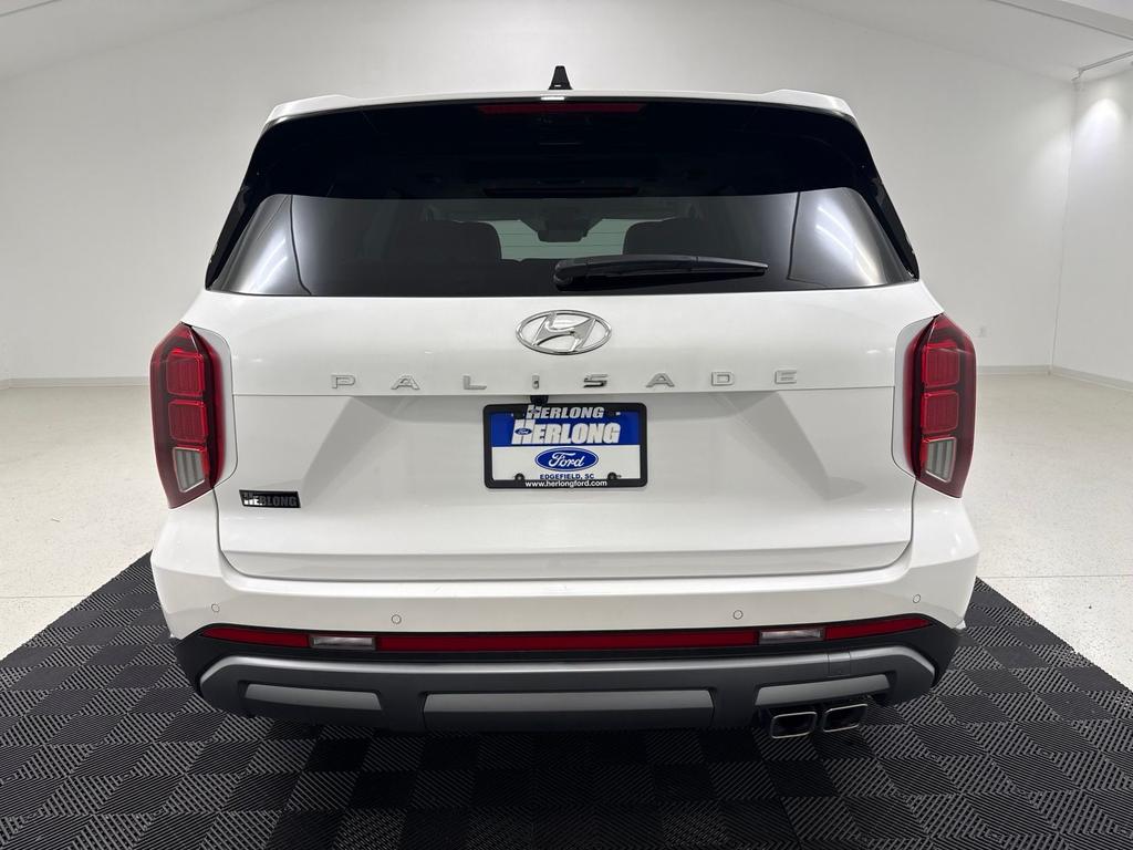 used 2025 Hyundai Palisade car, priced at $39,880