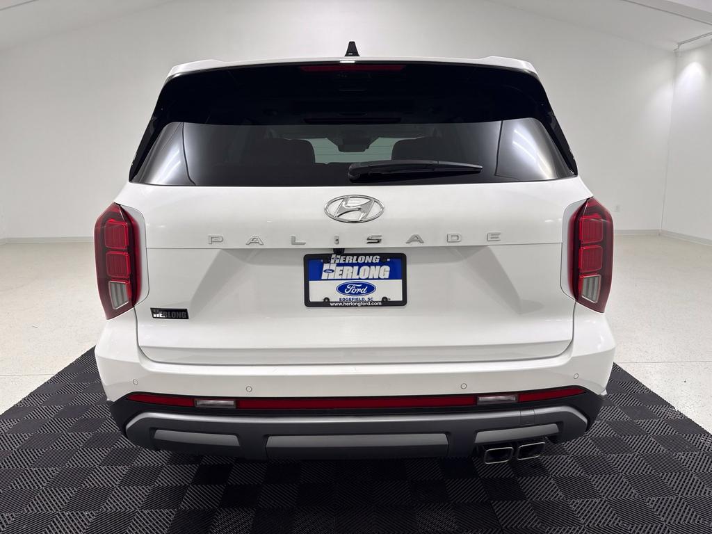 used 2025 Hyundai Palisade car, priced at $37,995