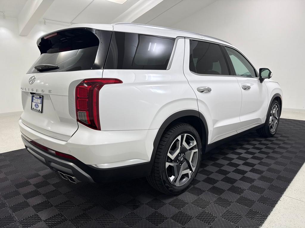 used 2025 Hyundai Palisade car, priced at $39,880