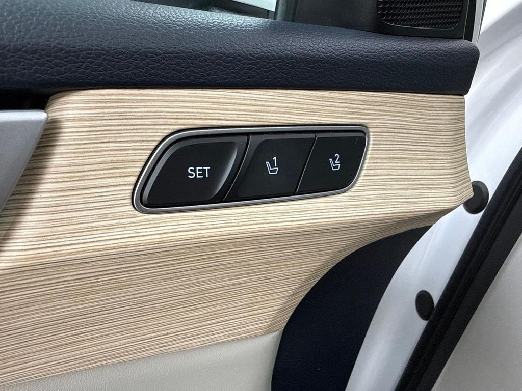 used 2025 Hyundai Palisade car, priced at $39,880