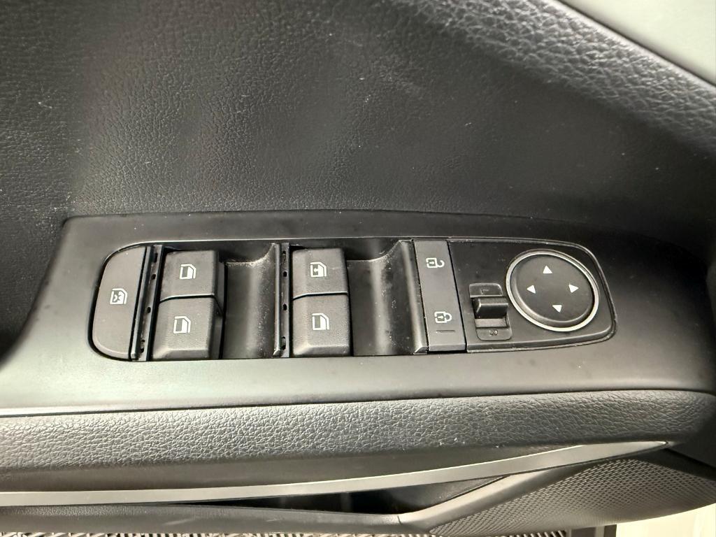 used 2022 Kia Soul car, priced at $14,976