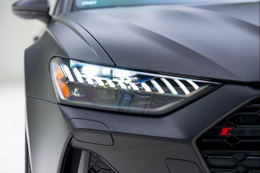 used 2025 Audi RS 6 Avant car, priced at $174,900