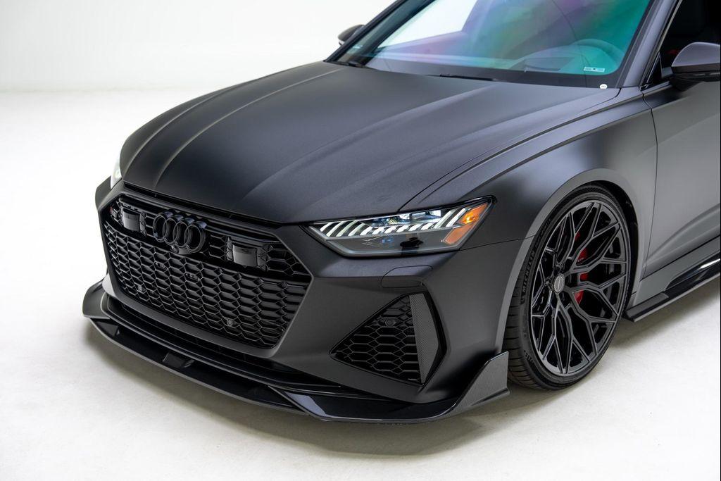 used 2025 Audi RS 6 Avant car, priced at $174,900