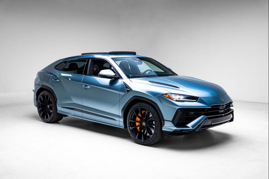 used 2023 Lamborghini Urus car, priced at $254,900