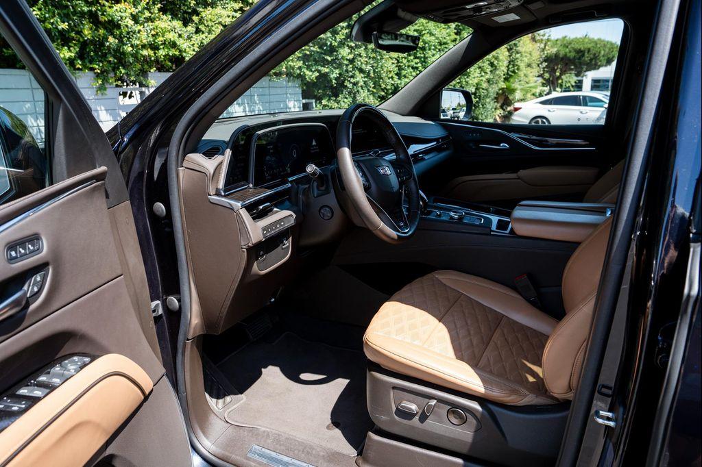 used 2022 Cadillac Escalade ESV car, priced at $79,900