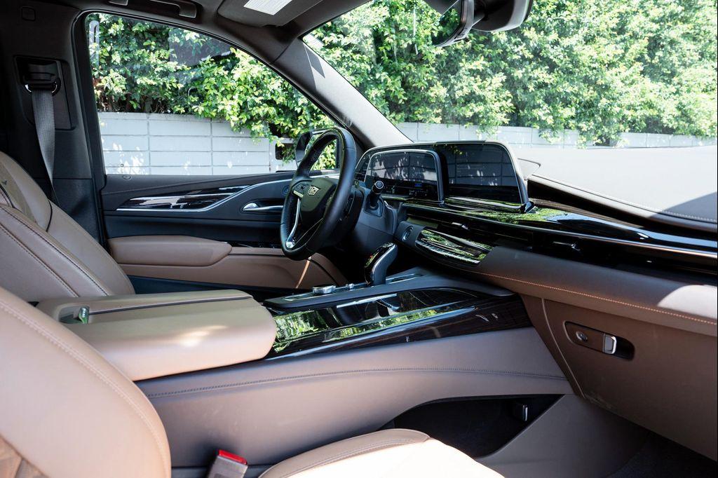 used 2022 Cadillac Escalade ESV car, priced at $79,900