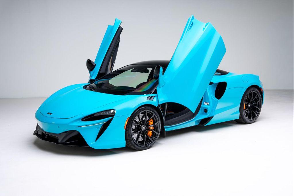 used 2023 McLaren Artura car, priced at $199,000