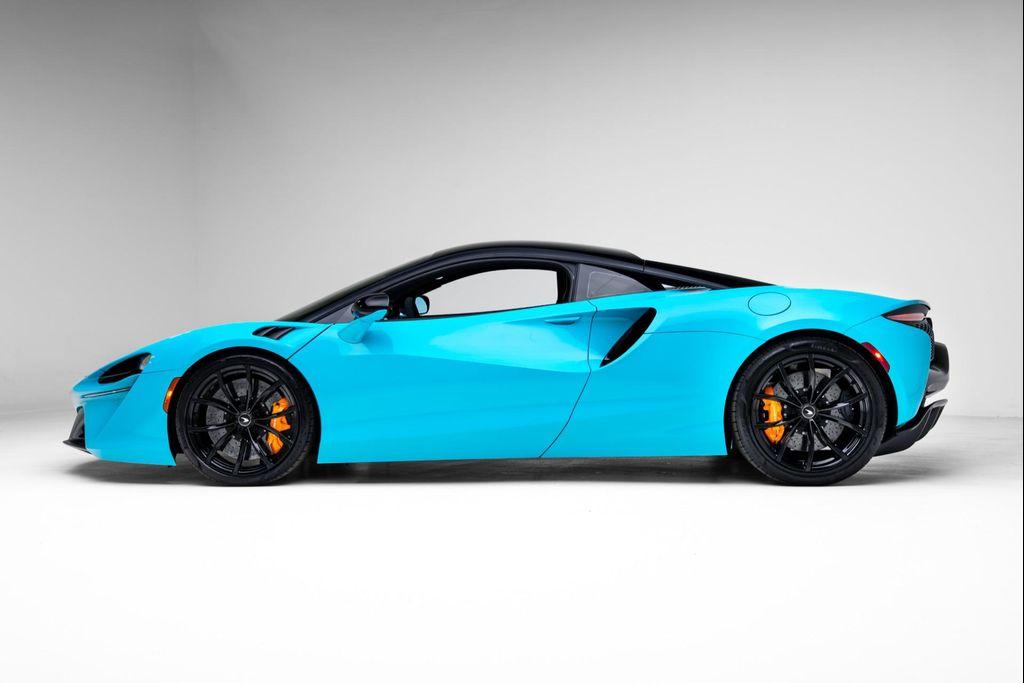 used 2023 McLaren Artura car, priced at $199,000