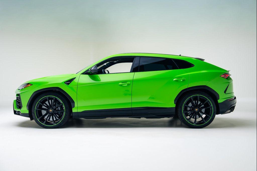 used 2021 Lamborghini Urus car, priced at $219,900