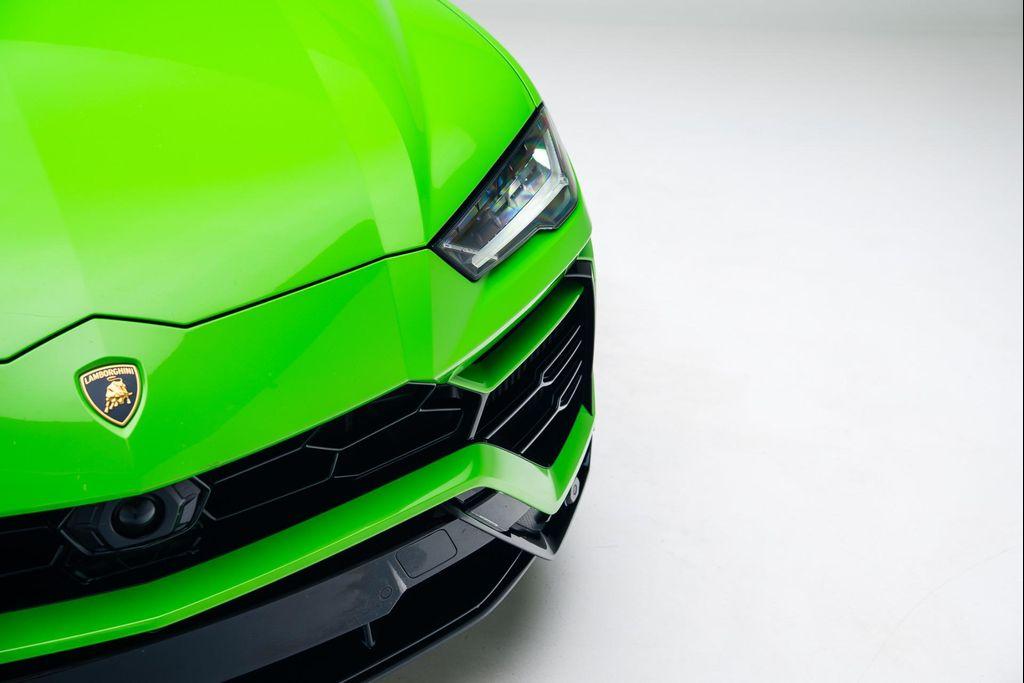 used 2021 Lamborghini Urus car, priced at $219,900