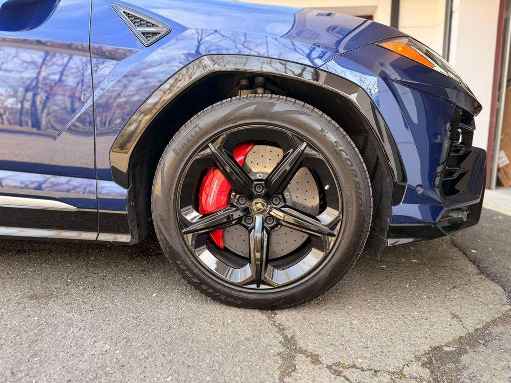 used 2019 Lamborghini Urus car, priced at $169,991