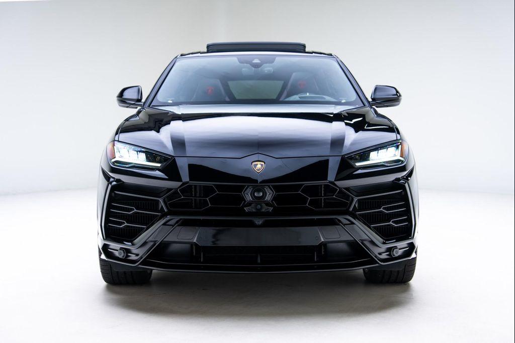 used 2022 Lamborghini Urus car, priced at $229,000