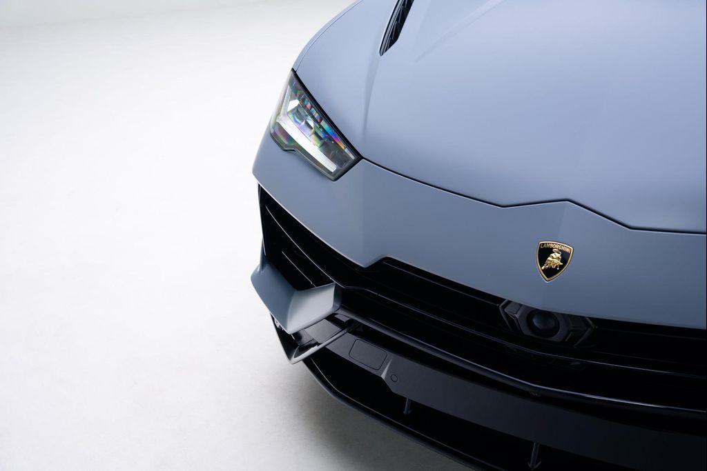 used 2024 Lamborghini Urus car, priced at $269,900