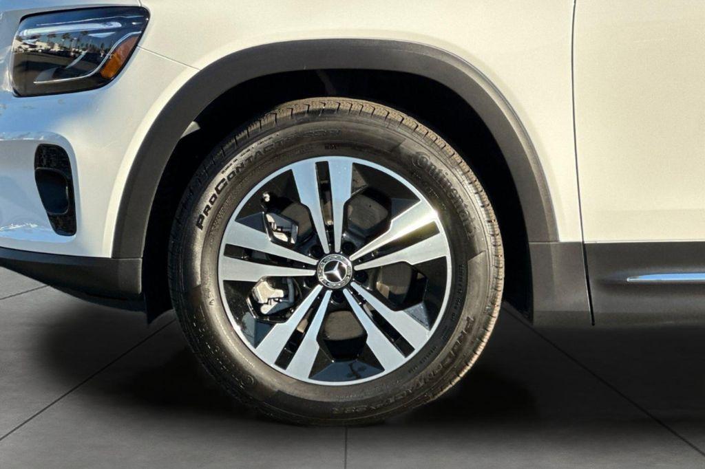 used 2026 Mercedes-Benz GLB 250 car, priced at $45,585