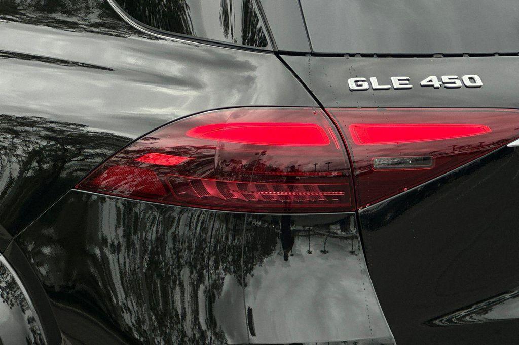 new 2026 Mercedes-Benz GLE 450 car, priced at $79,910