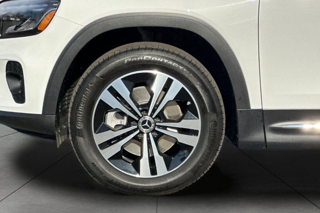 used 2026 Mercedes-Benz GLB 250 car, priced at $45,585