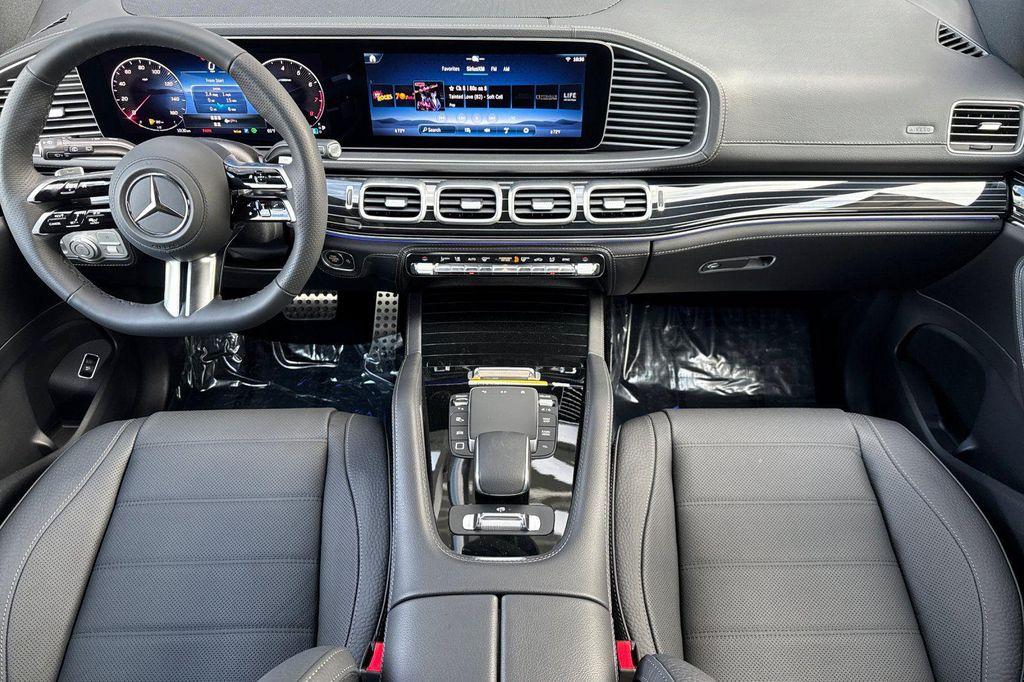 new 2025 Mercedes-Benz GLS 580 car, priced at $118,680