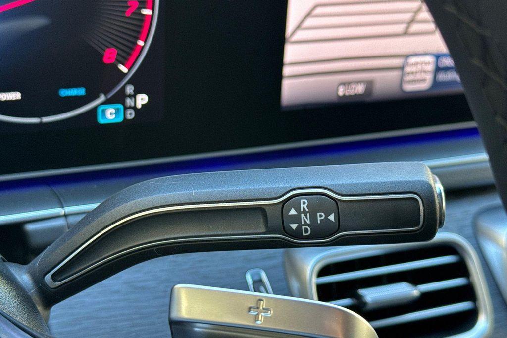 new 2026 Mercedes-Benz GLE 450 car, priced at $84,515