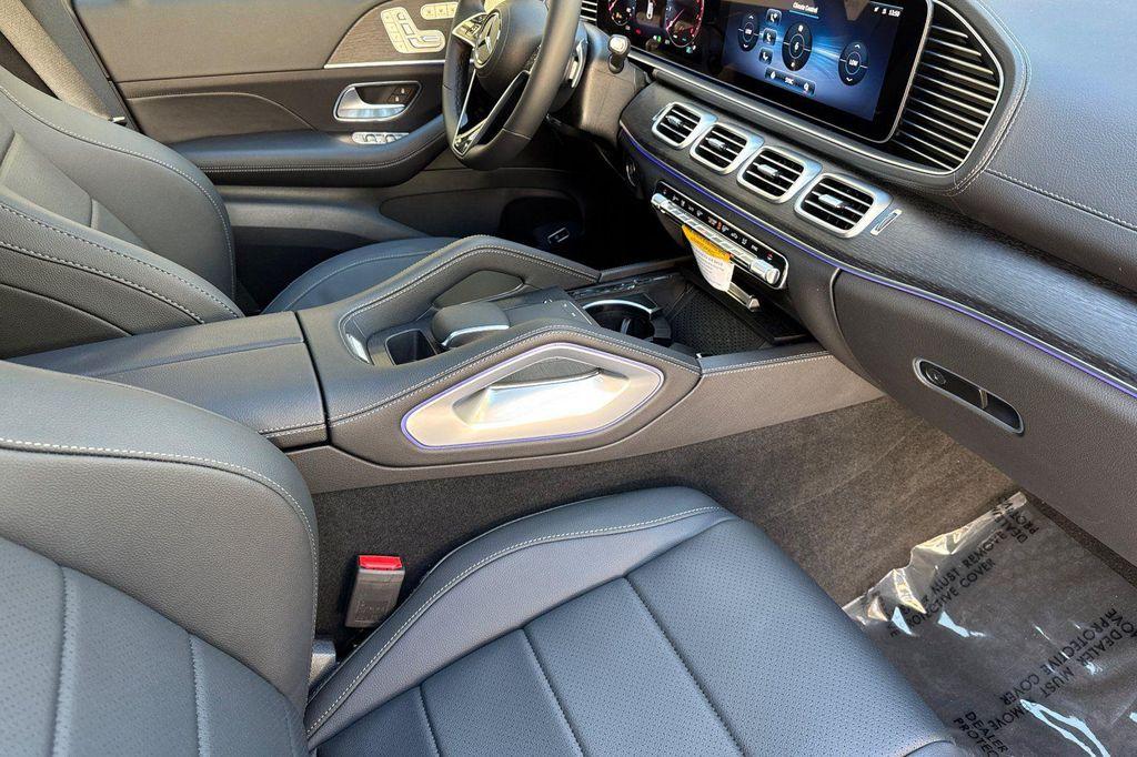 new 2026 Mercedes-Benz GLE 450 car, priced at $84,515