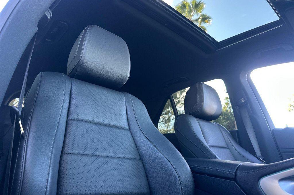 used 2023 Mercedes-Benz GLE 450 car, priced at $56,984