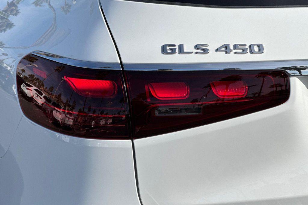 new 2026 Mercedes-Benz GLS 450 car, priced at $99,650