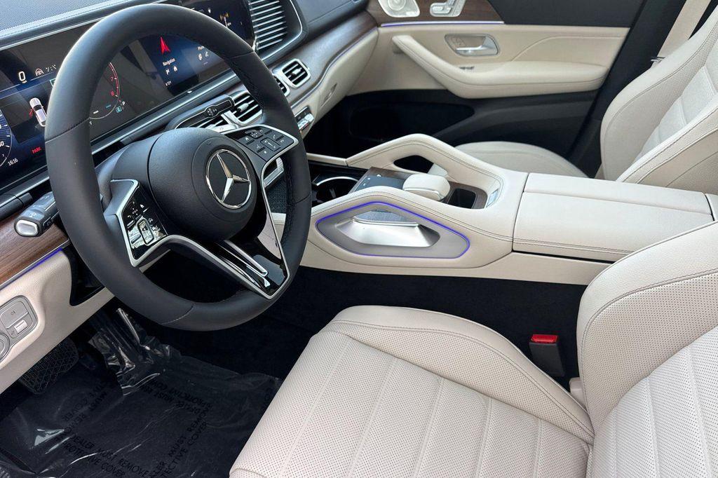 new 2026 Mercedes-Benz GLE 450 car, priced at $85,330