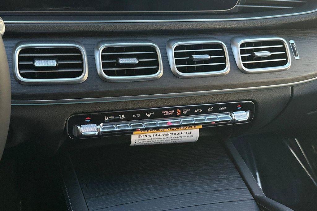 new 2026 Mercedes-Benz GLE 450 car, priced at $80,890