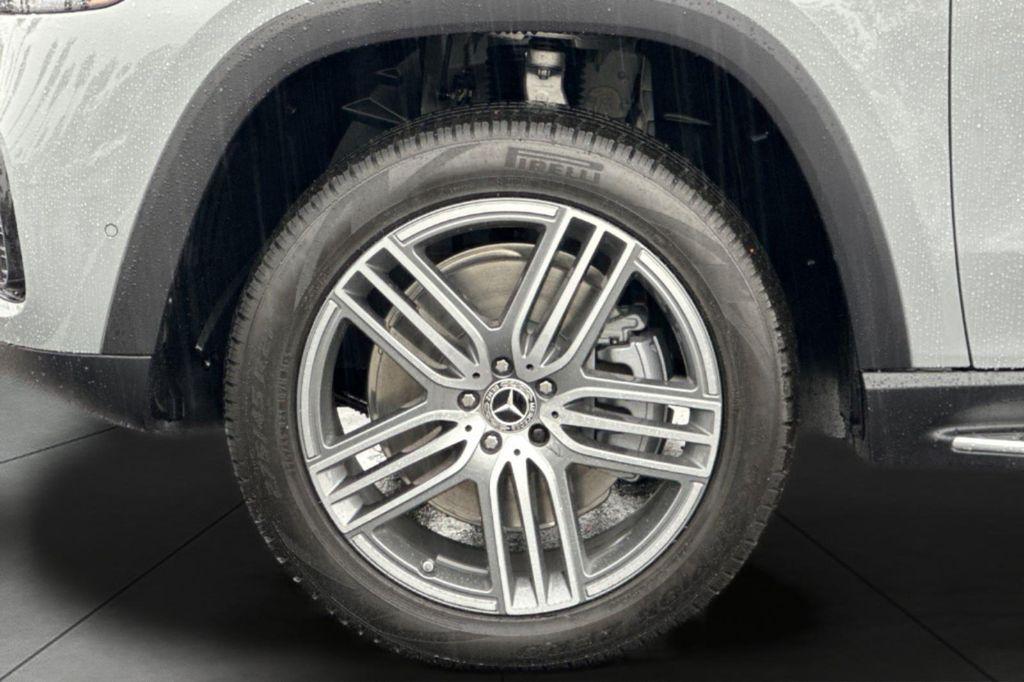 new 2026 Mercedes-Benz GLS 450 car, priced at $95,250