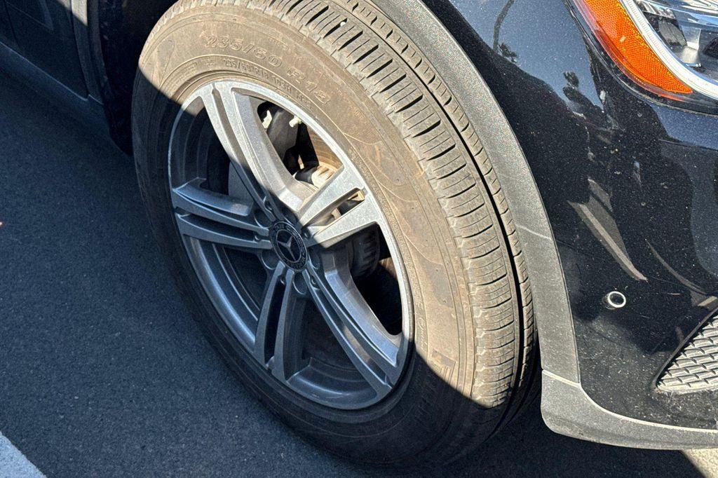 used 2022 Mercedes-Benz GLC 300 car, priced at $30,984