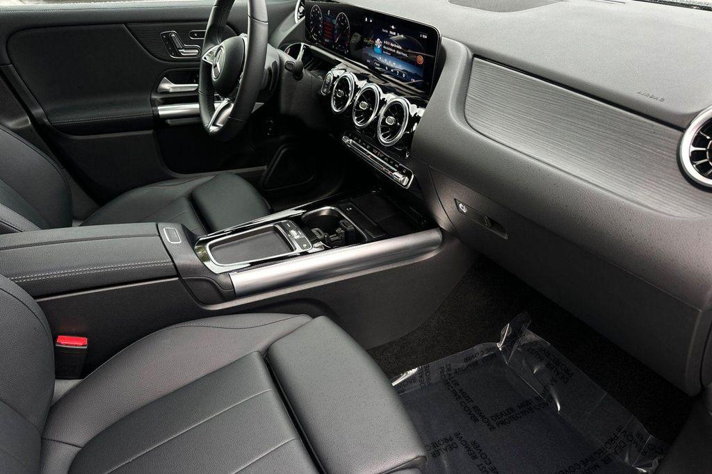 used 2026 Mercedes-Benz GLA 250 car, priced at $39,880