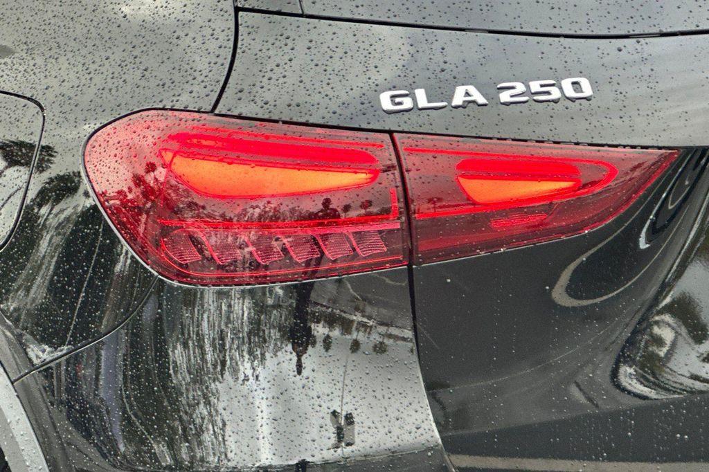 used 2026 Mercedes-Benz GLA 250 car, priced at $39,880