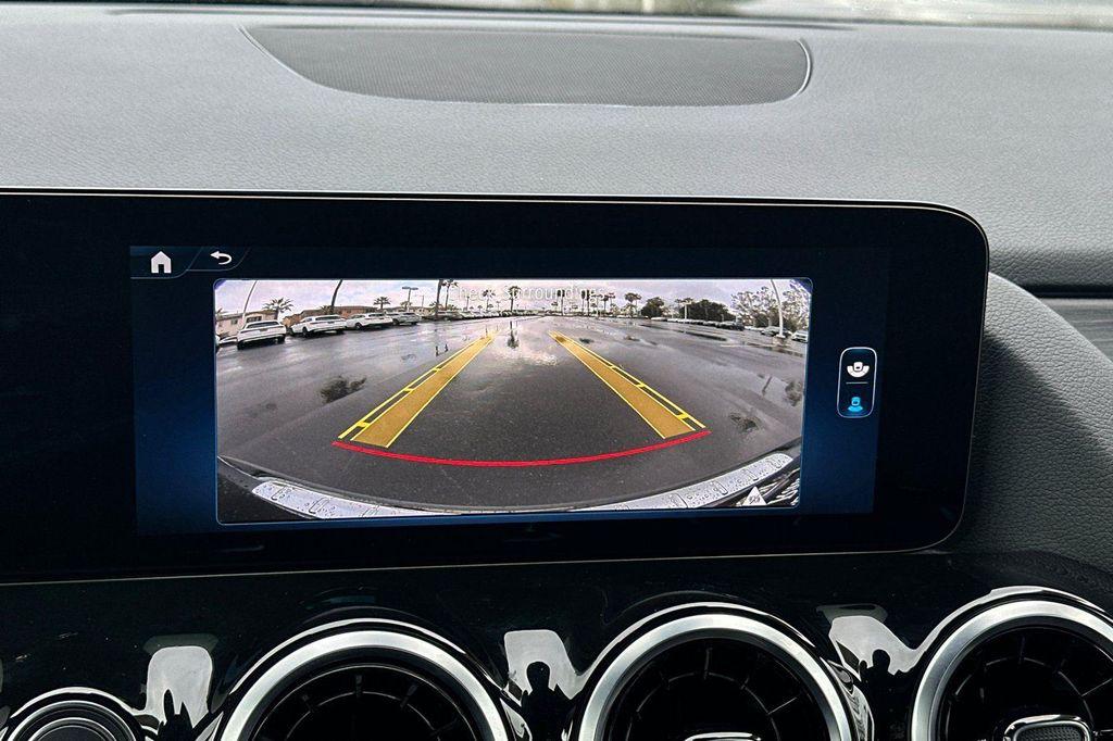 used 2026 Mercedes-Benz GLA 250 car, priced at $39,880