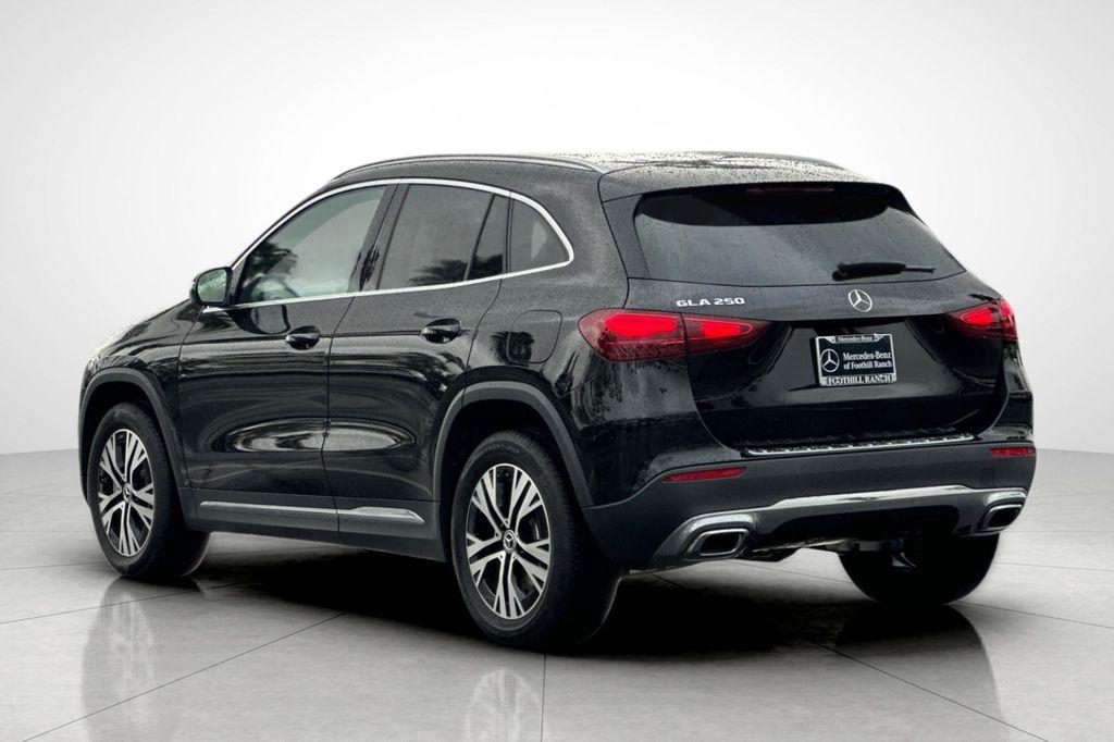used 2026 Mercedes-Benz GLA 250 car, priced at $39,880