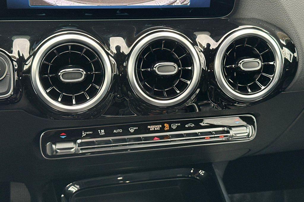 used 2026 Mercedes-Benz GLA 250 car, priced at $39,880