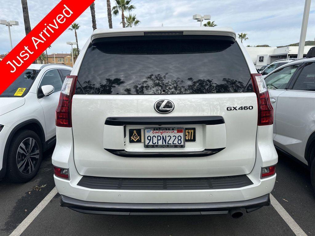 used 2022 Lexus GX 460 car, priced at $53,894