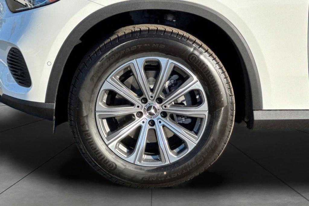 new 2026 Mercedes-Benz GLC 300 car, priced at $54,980