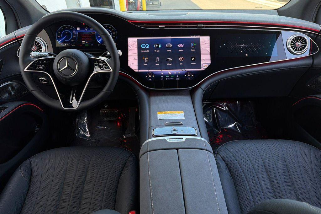 new 2026 Mercedes-Benz EQS 400 car, priced at $100,177