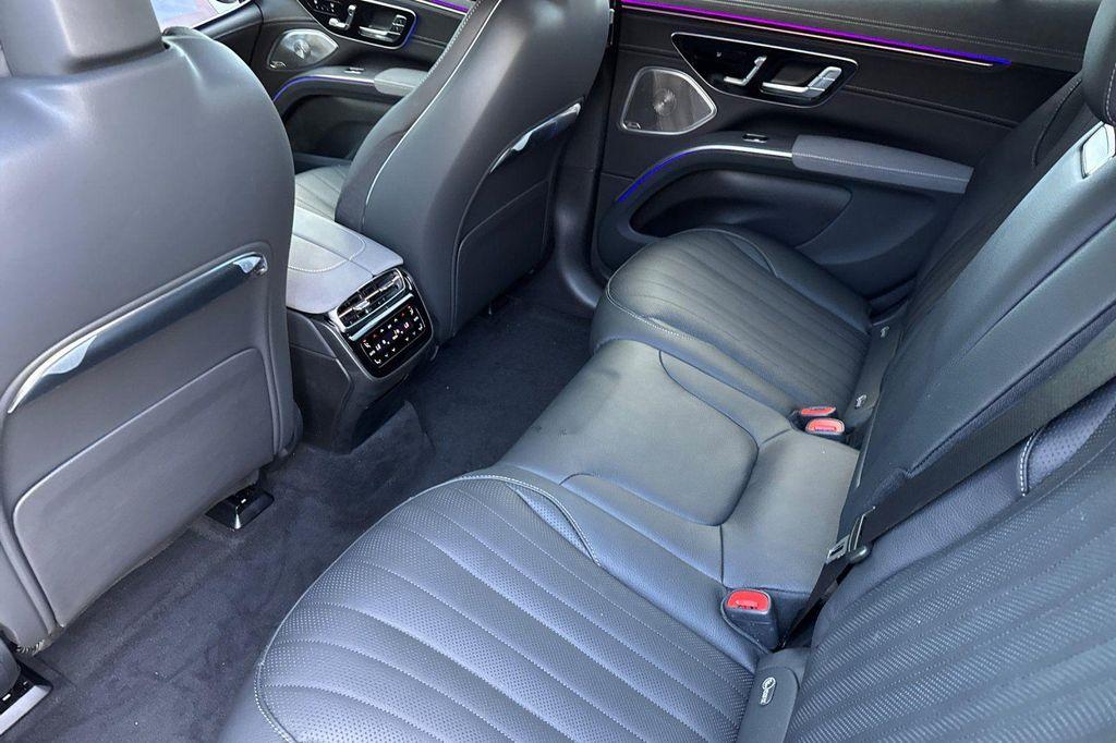 new 2026 Mercedes-Benz EQS 400 car, priced at $100,355