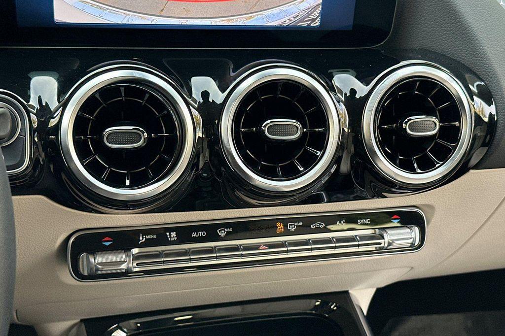 used 2026 Mercedes-Benz GLA 250 car, priced at $43,285