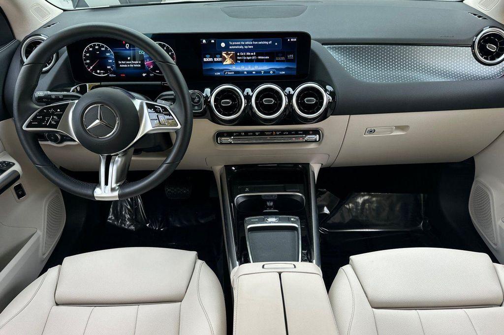 used 2026 Mercedes-Benz GLA 250 car, priced at $43,285